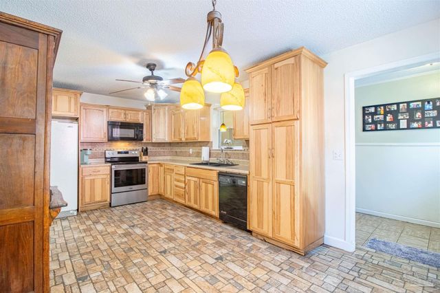 4935 Carl Booker Rd, Milton, FL 32583