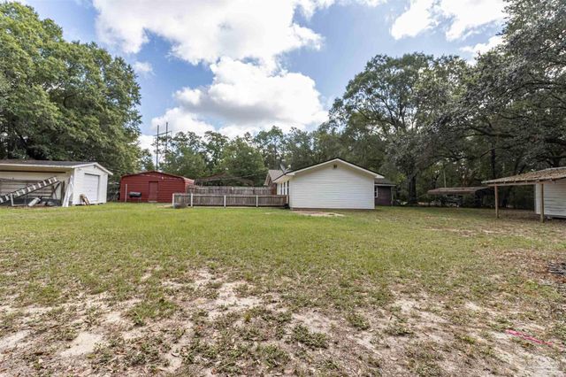 4935 Carl Booker Rd, Milton, FL 32583