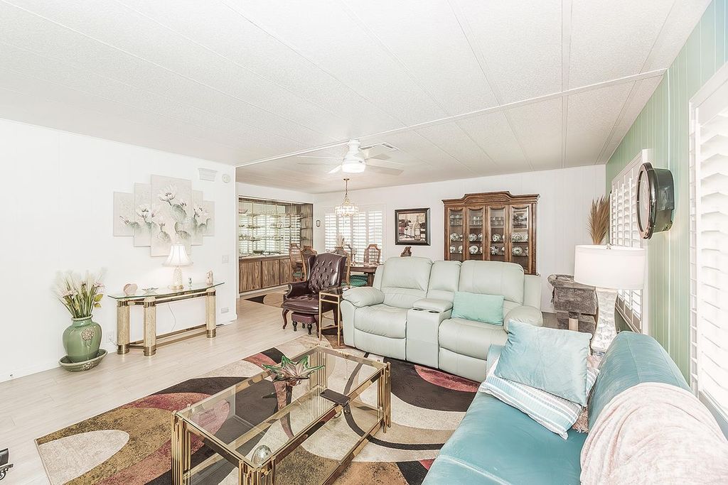 Image 11 of property listing at 371 Bethel Ave # 27, Sanger, CA 93657