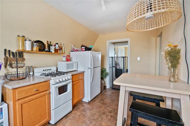 820 Bayridge Ave, Brookline, PA 15226