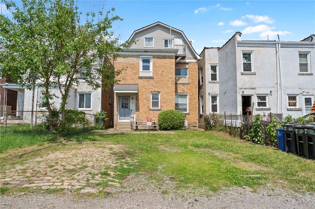 820 Bayridge Ave, Brookline, PA 15226