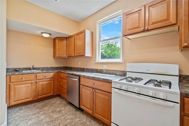 820 Bayridge Ave, Brookline, PA 15226