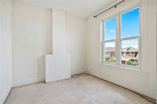 820 Bayridge Ave, Brookline, PA 15226