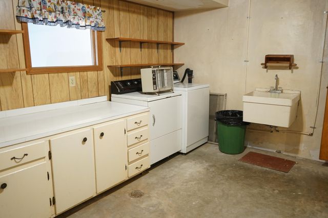 2231 Hardy RD, Vinton, VA 24179