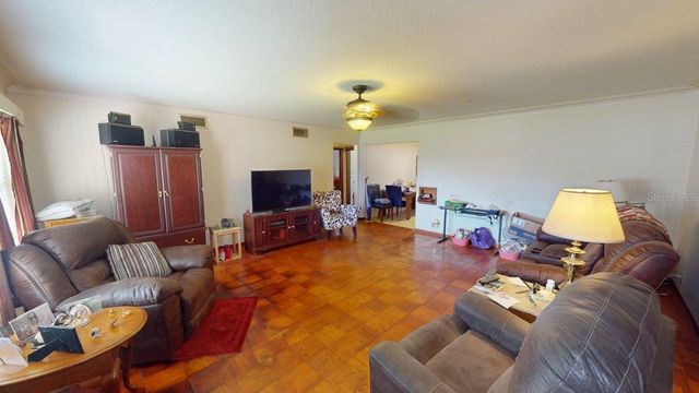 1506 OAKDALE STREET, Plant City, FL 33563