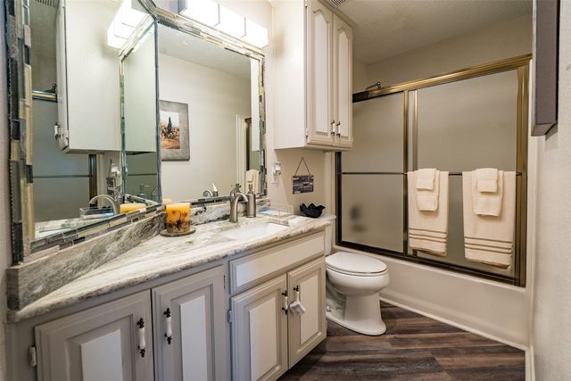 258 Lakeview Drive, Trinidad, TX 75163