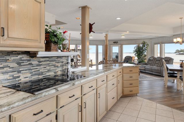 258 Lakeview Drive, Trinidad, TX 75163