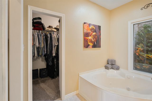 258 Lakeview Drive, Trinidad, TX 75163