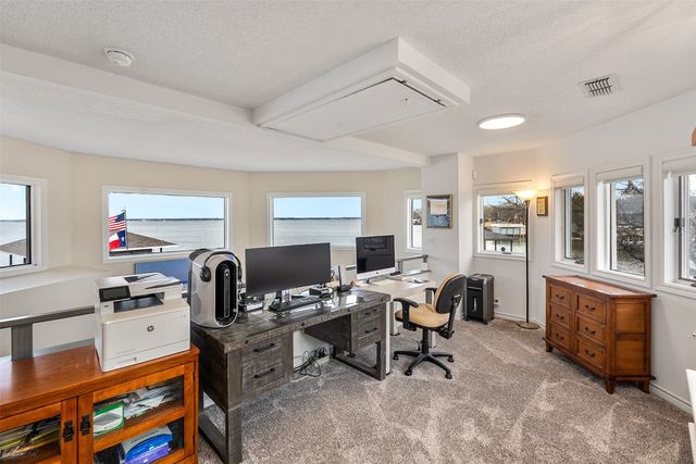 258 Lakeview Drive, Trinidad, TX 75163