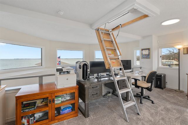 258 Lakeview Drive, Trinidad, TX 75163