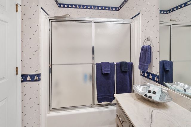 258 Lakeview Drive, Trinidad, TX 75163