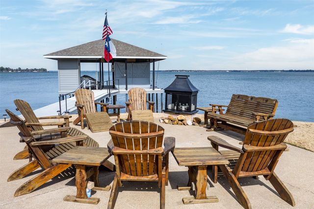 258 Lakeview Drive, Trinidad, TX 75163