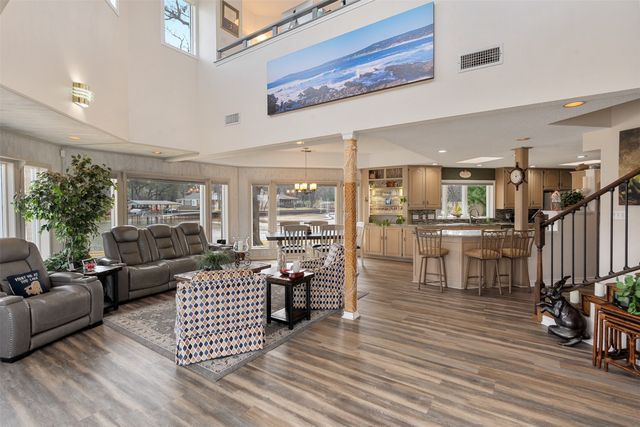 258 Lakeview Drive, Trinidad, TX 75163