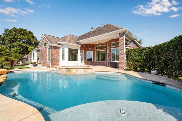 5010 Collingwood Court, Sugar Land, TX 77479