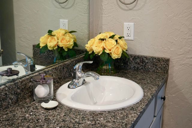 3741 W Freeman Street, Bolivar, MO 65613