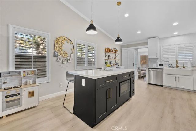 3415 Hawthorne, Corona, CA 92881