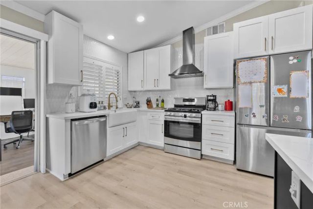 3415 Hawthorne, Corona, CA 92881