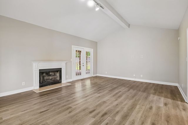 130 Devonshire Trl, Hendersonville, TN 37075