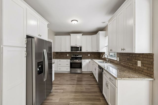 130 Devonshire Trl, Hendersonville, TN 37075