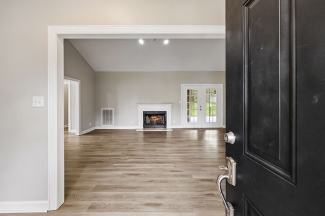 130 Devonshire Trl, Hendersonville, TN 37075