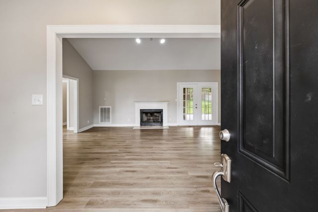 130 Devonshire Trl, Hendersonville, TN 37075