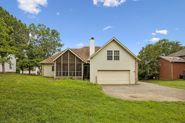 130 Devonshire Trl, Hendersonville, TN 37075