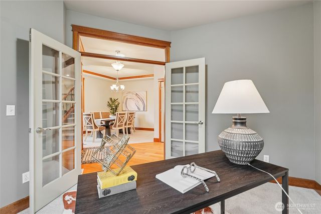 8827 NE 148th Place, Kenmore, WA 98028