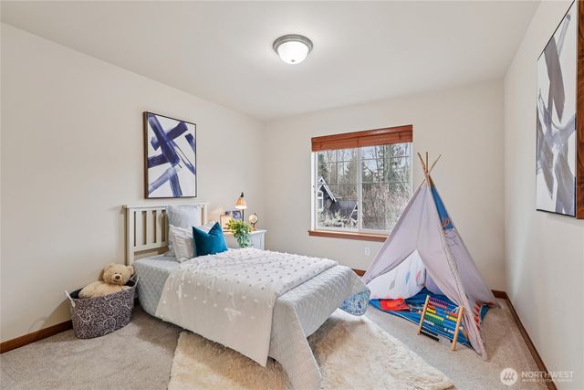 8827 NE 148th Place, Kenmore, WA 98028