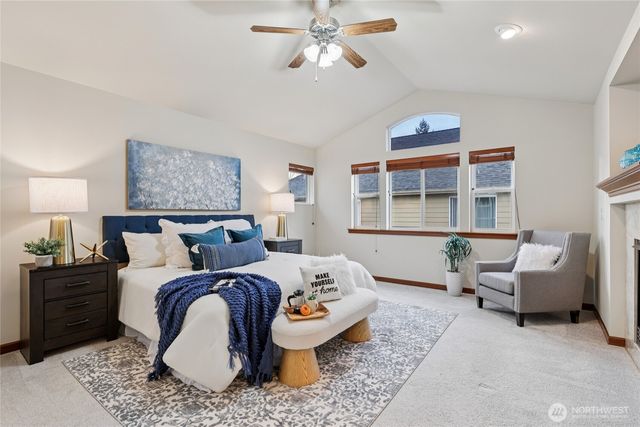 8827 NE 148th Place, Kenmore, WA 98028