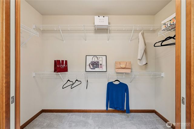 8827 NE 148th Place, Kenmore, WA 98028