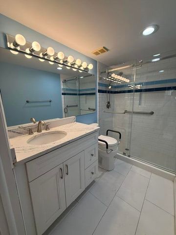 15364 LAKES OF DELRAY Boulevard 49, Delray Beach, FL 33484