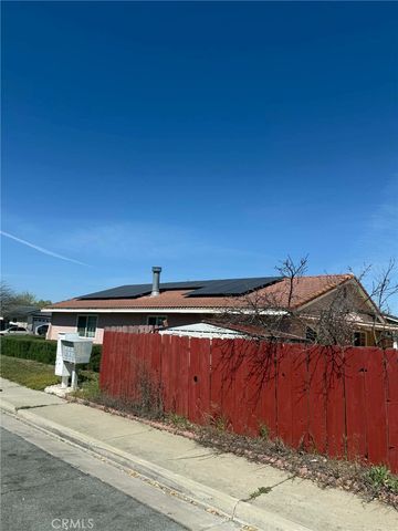 1934 Tulipwood Drive, Paso Robles, CA 93446