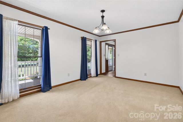 4092 Henry Dellinger Road, Maiden, NC 28650