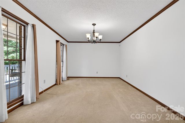 4092 Henry Dellinger Road, Maiden, NC 28650