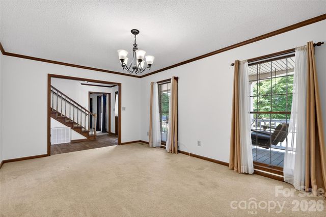 4092 Henry Dellinger Road, Maiden, NC 28650