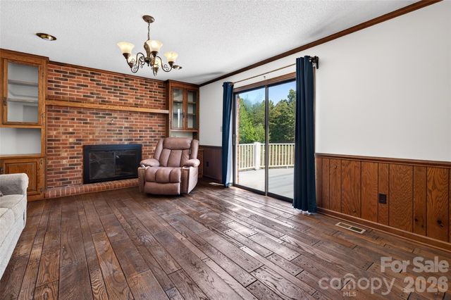 4092 Henry Dellinger Road, Maiden, NC 28650