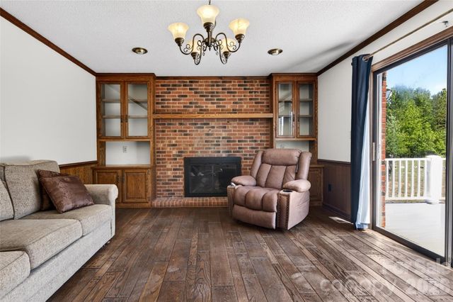 4092 Henry Dellinger Road, Maiden, NC 28650