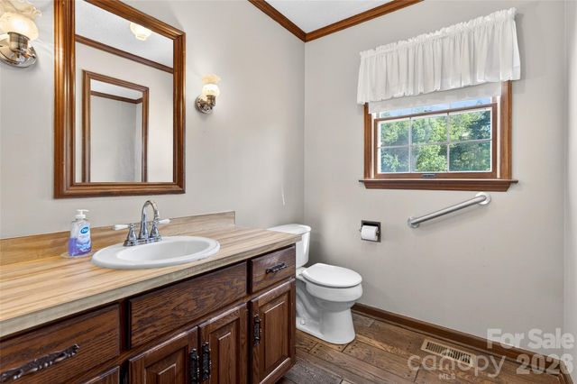 4092 Henry Dellinger Road, Maiden, NC 28650