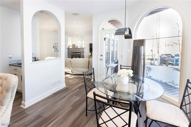 34348 Crown Colony Drive, Avon, OH 44011