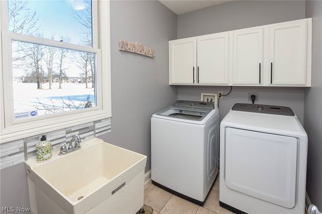 34348 Crown Colony Drive, Avon, OH 44011