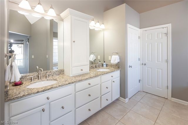 34348 Crown Colony Drive, Avon, OH 44011