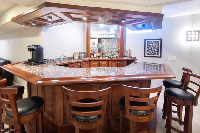 34348 Crown Colony Drive, Avon, OH 44011