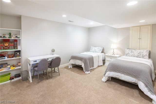 34348 Crown Colony Drive, Avon, OH 44011