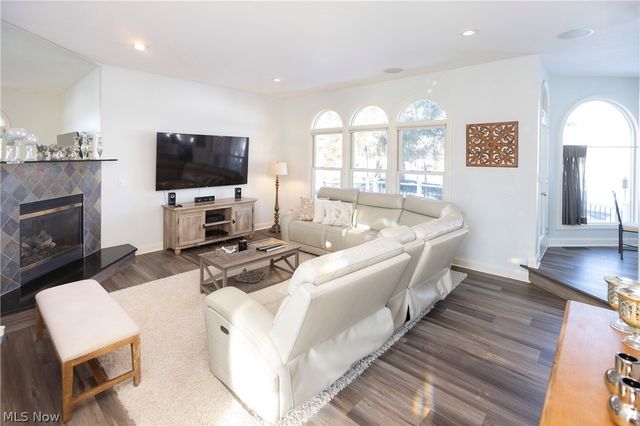 34348 Crown Colony Drive, Avon, OH 44011