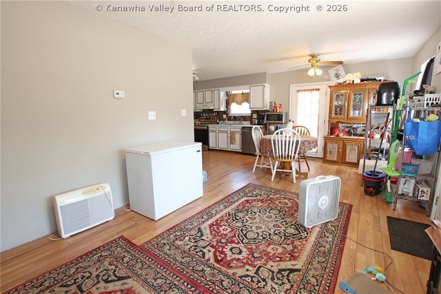 103 Millard, Hurricane, WV 25526