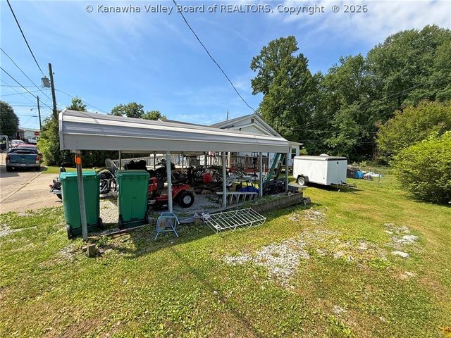 103 Millard, Hurricane, WV 25526