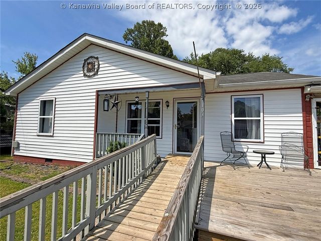 103 Millard, Hurricane, WV 25526