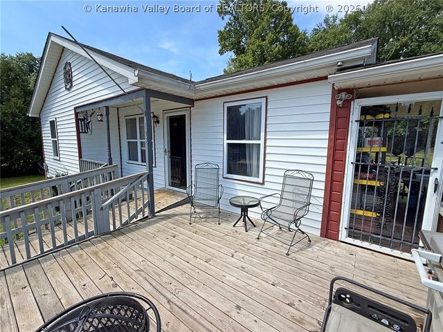 103 Millard, Hurricane, WV 25526