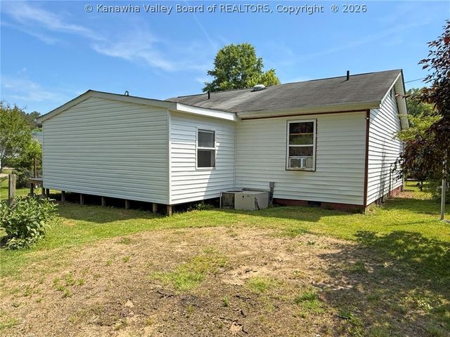 103 Millard, Hurricane, WV 25526