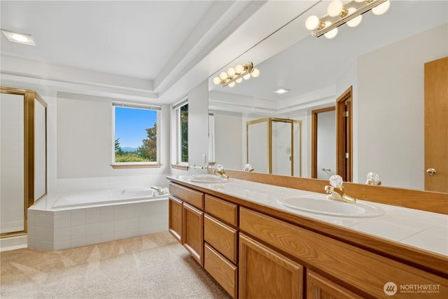 23151 NE 15th Court, Sammamish, WA 98074